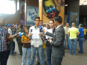 Estudiantes de la UPEL califican de violento e intolerante al nuevo ministro Hugbel Roa