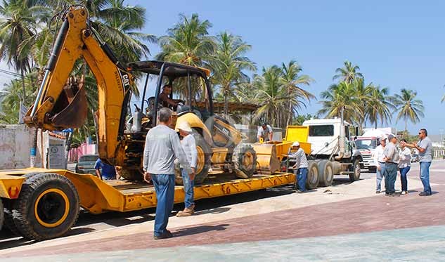 Reactivan trabajos en el boulevard de playa El Agua