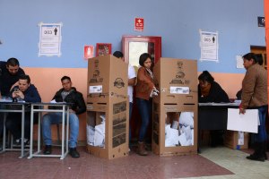 Unasur insta a ecuatorianos a confiar en institucionalidad electoral