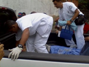 Olivares: En Vargas trasladan a pacientes en cabinas de camionetas porque no hay ambulancias