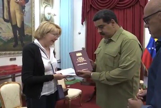 Maduro hace “la paz” con la Fiscal General y se toman estas FOTOS