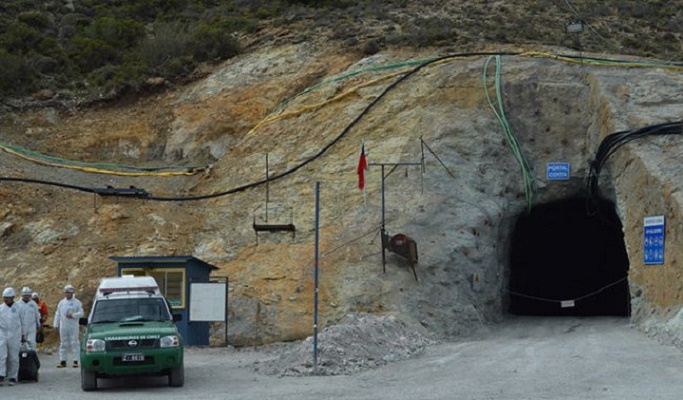 Disminuyen posibilidades de encontrar con vida a mineros atrapados en Chile
