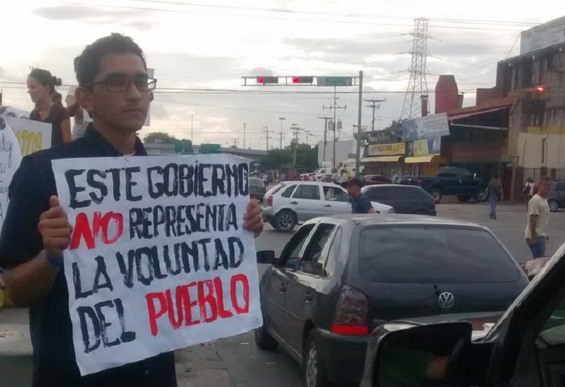 En Carabobo despertaron con pancartazo contra la constituyente #13Jun (Fotos)