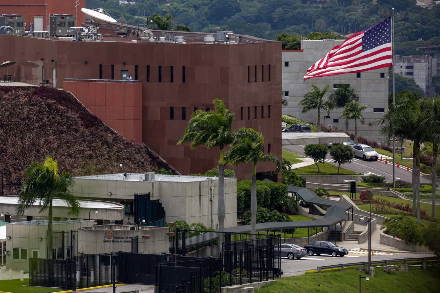 Embajada de EEUU no prestará servicios consulares fuera de Caracas en los próximos días