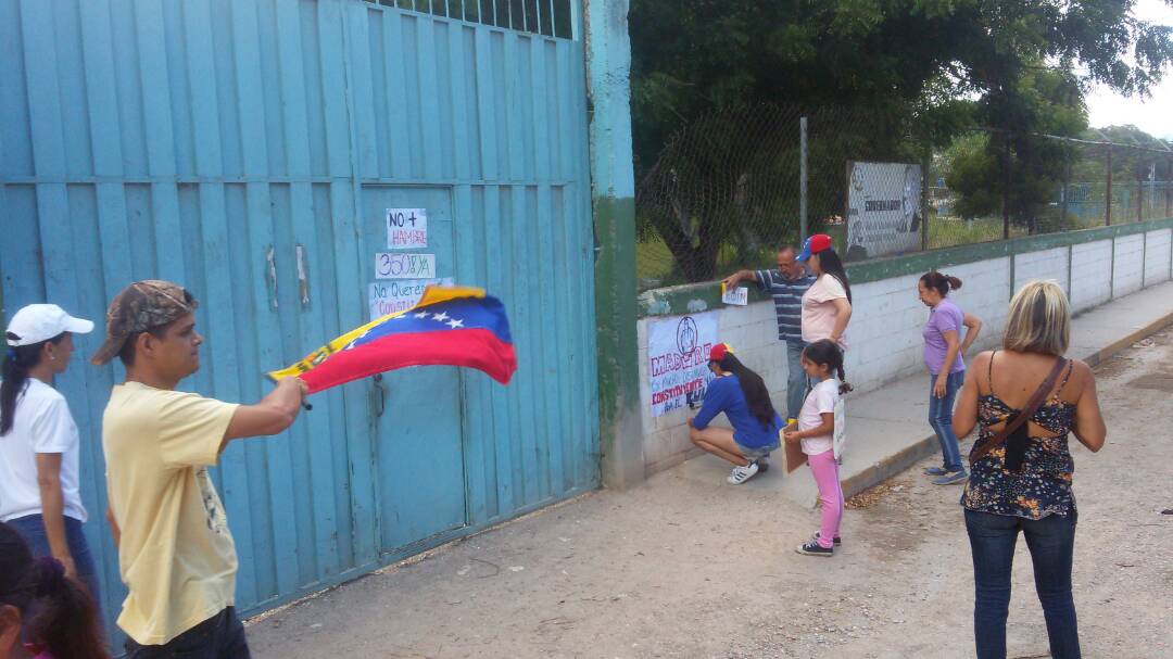 Pancartas contra Constituyente cubana llegan a colegios en Barquisimeto #24Jul