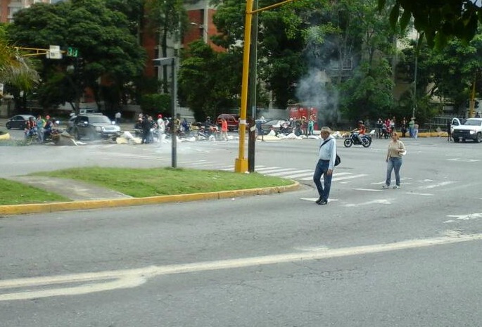 Desde temprano montaron barricadas en Santa Paula #19Jul