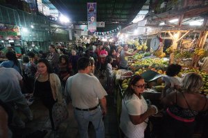 Zozobra y desconfianza para comerciantes de San Cristóbal por los apagones