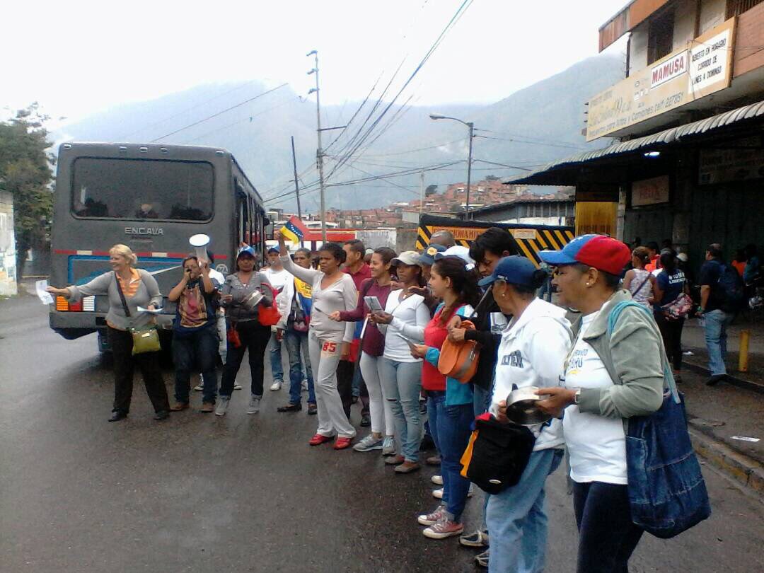 Protestan contra el régimen de Nicolás Maduro en Petare #10Jul