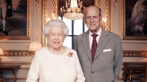 Cómo vive la reina Isabel II la hospitalización de su esposo, el príncipe Felipe