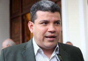 Luis Parra: Gobierno utilizó la pobreza y el hambre para torcer resultado electoral