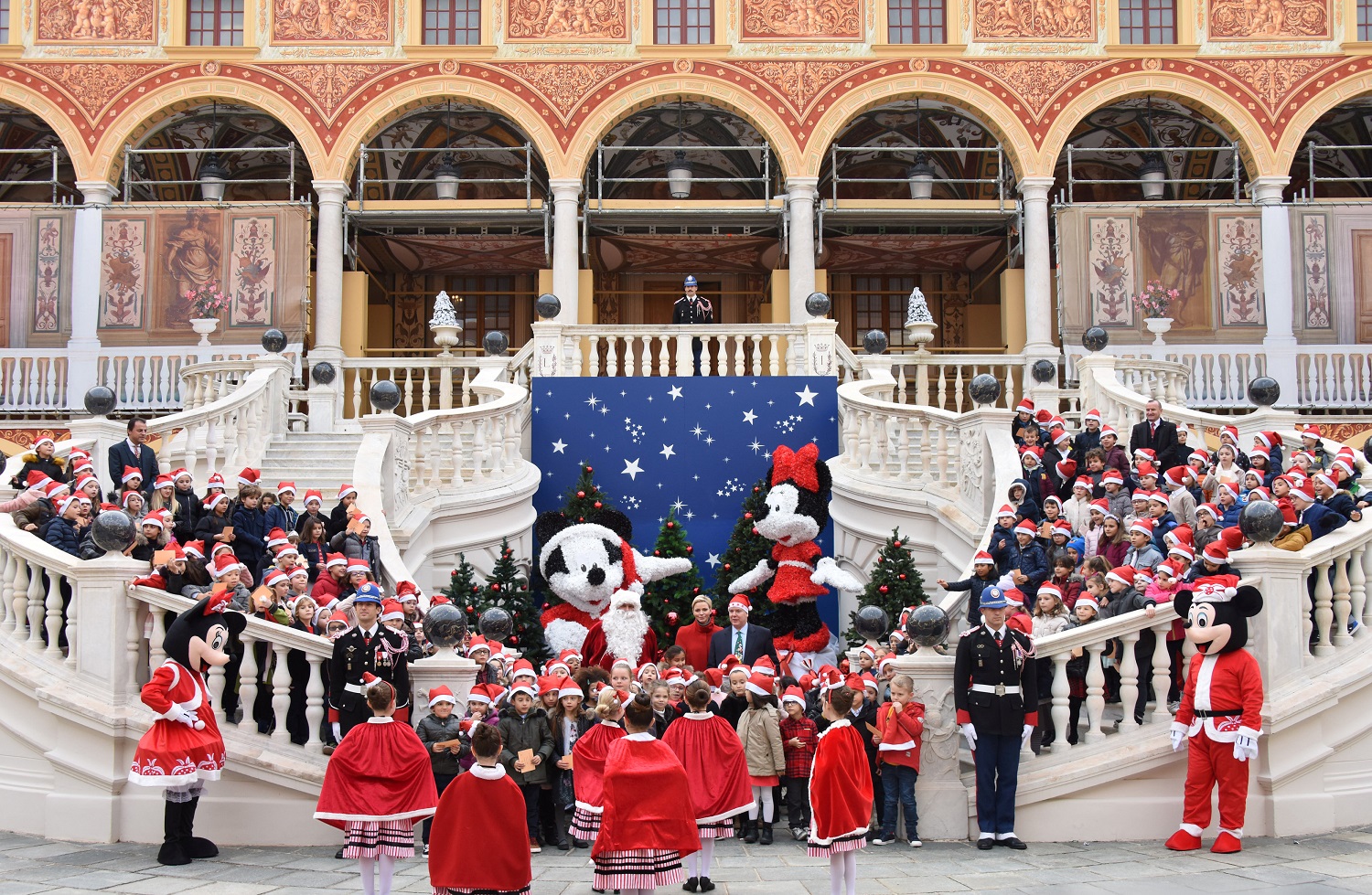 Así celebra la realeza de Mónaco la Navidad (Fotos)
