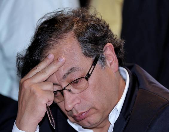 Niegan allanamiento a ente electoral colombiano ante acusaciones de corrupción de Petro (Comunicado)