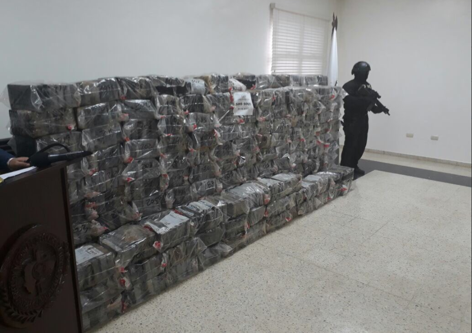 Decomisan en Dominicana 1.500 kilos de cocaína: Hay venezolanos entre los detenidos