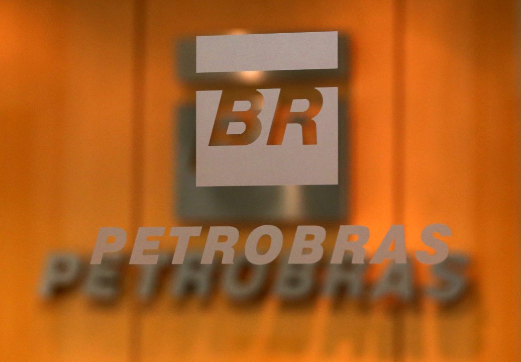 Aspirante a la presidencia de Brasil dice que privatizaría Petrobras