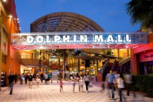 Falsa alarma: No hubo disparos en el Dolphin Mall de Miami