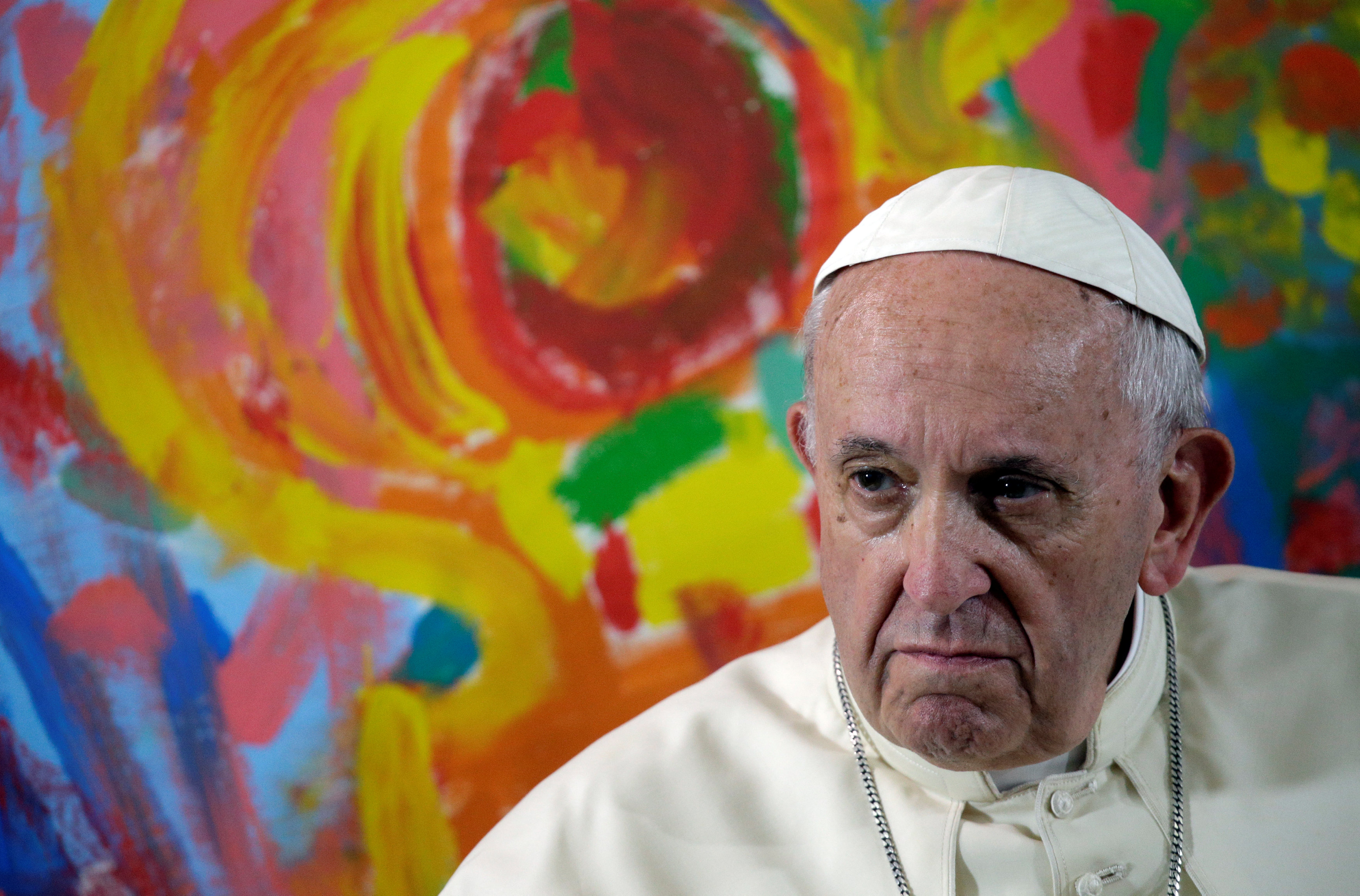 El Papa lamenta el atentado en Indonesia y pide que cese la violencia