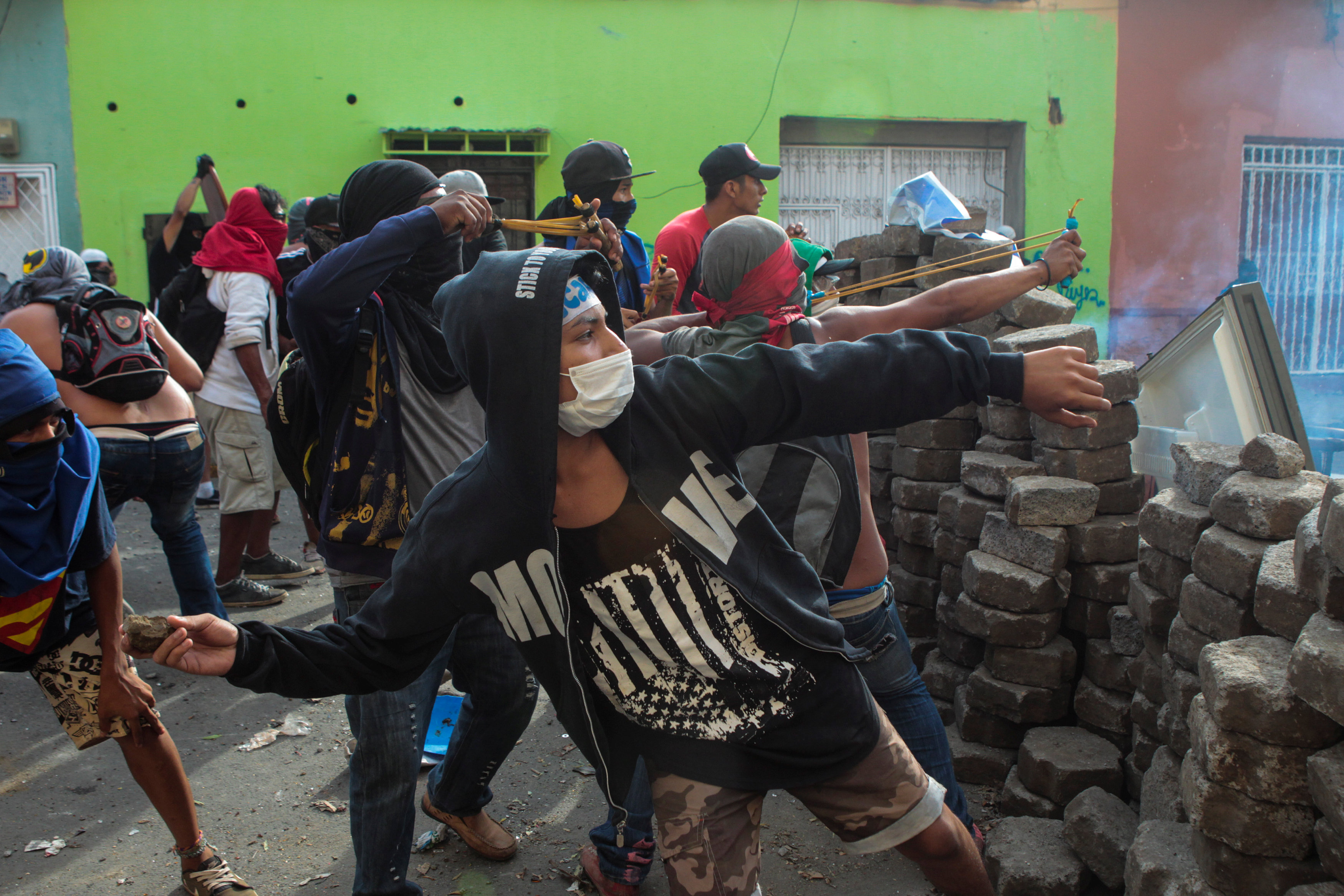 Persisten enfrentamientos en el norte de Nicaragua y dejan más de 10 heridos
