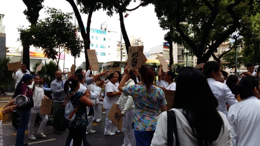 Sindicato de clínicas y hospitales de Caracas ratificaron paro indefinido