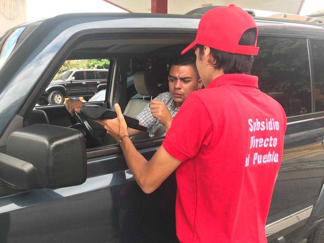 Este #24Sep entra en funcionamiento el sistema de biopago en todas las gasolineras del país, aseguró Maduro