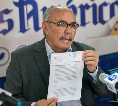 Ismael García: Mientras Nicolás y Diosdado lavan del robo y el narcotráfico los venezolanos huyen de la crisis