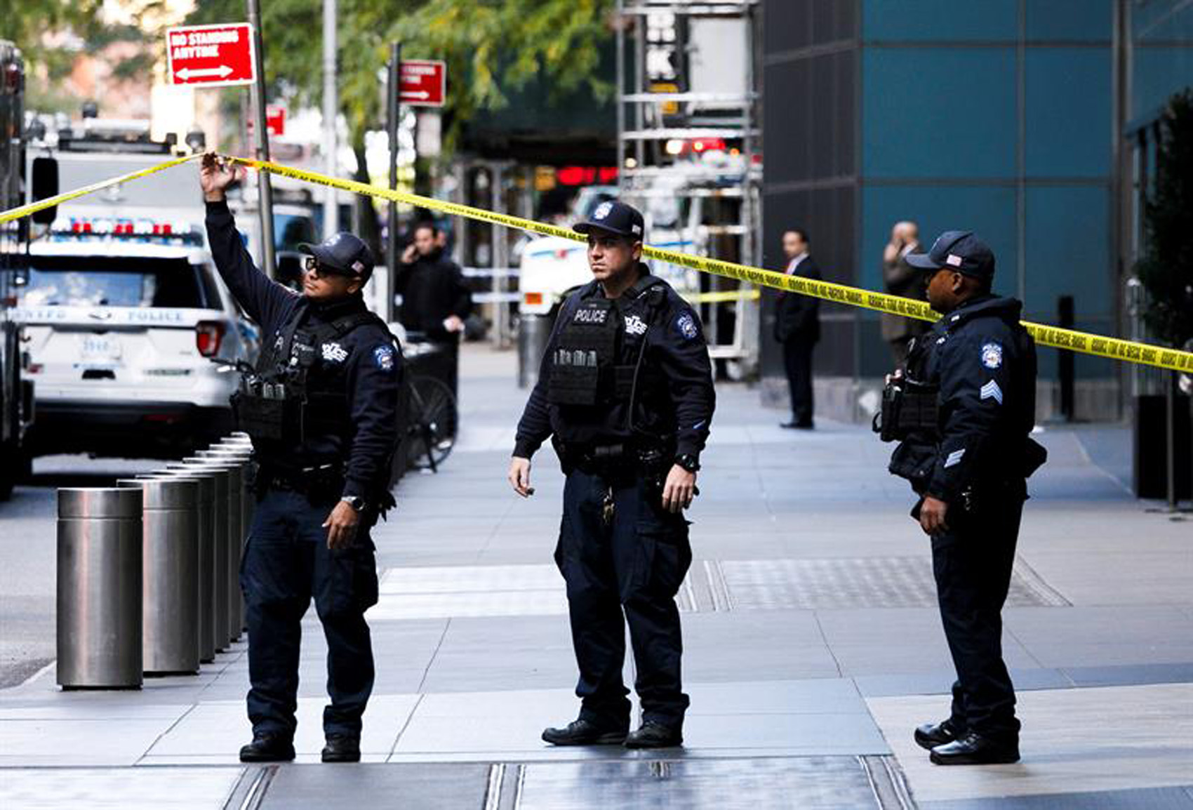 Autoridades de Nueva York hablan de “acto de terror” y reforzarán seguridad