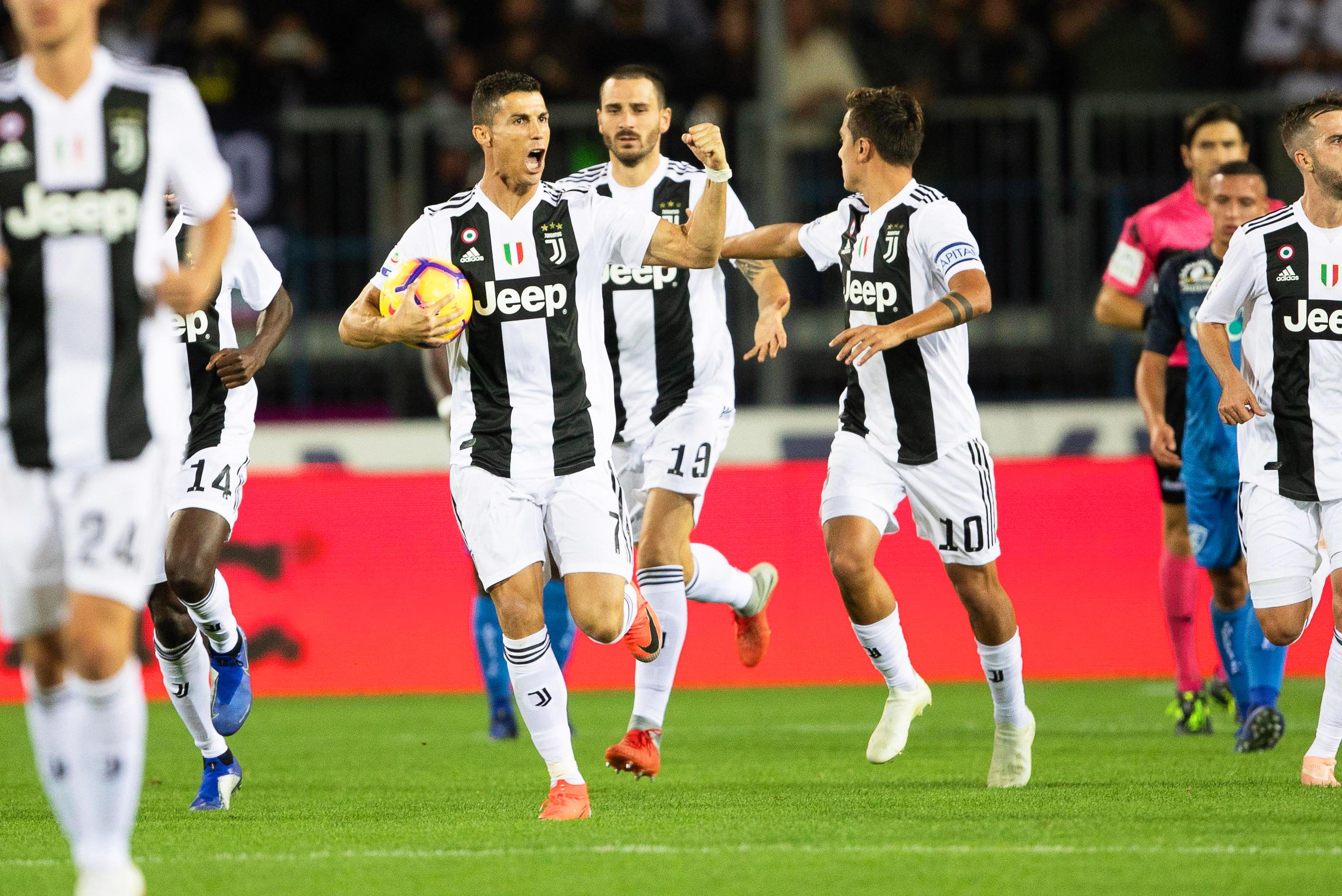Con un doblete de Cristiano, la Juventus dio vuelta el resultado y venció al Empoli (Fotos)