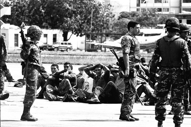 Se cumplen 26 años del intento fallido de golpe de Estado a Carlos Andrés Pérez (Fotos)