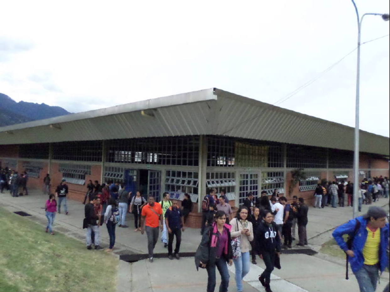 El denigrante almuerzo de los estudiantes de la Universidad de Los Andes (FOTO)