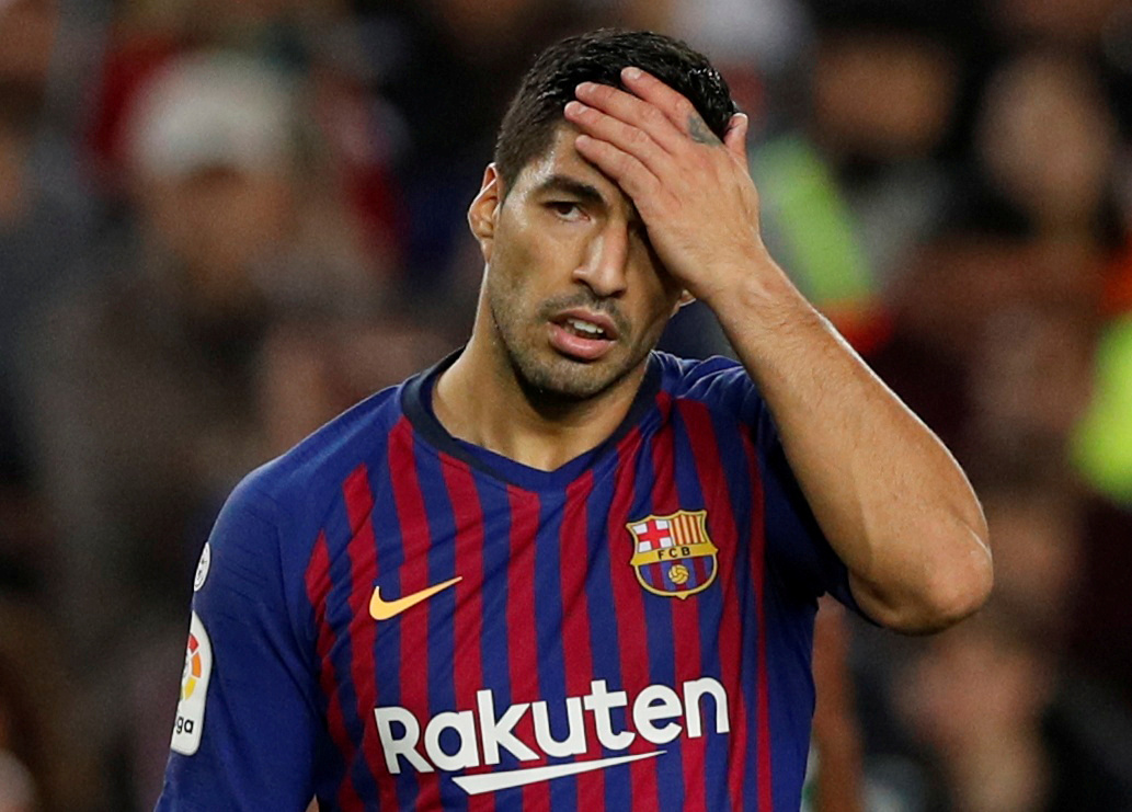 Suárez será baja de Barcelona dos semanas por tratamiento en la rodilla