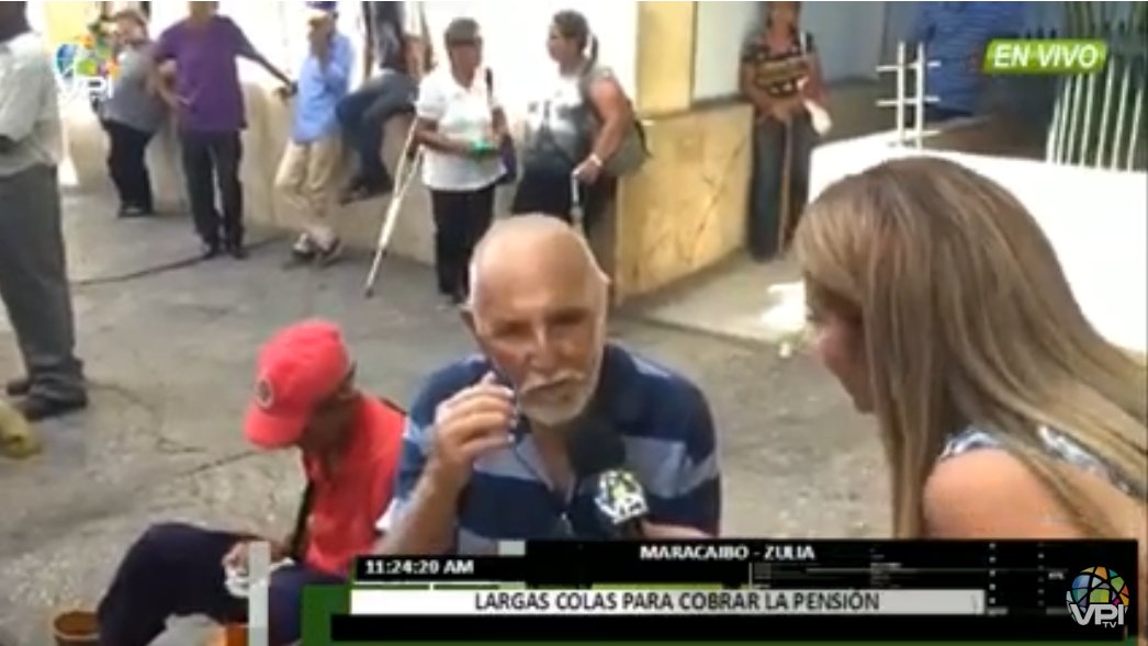 El calvario de un pensionado en Zulia: Ahorita me desmayé, me dieron agua y me dejaron aquí sentado #4Dic