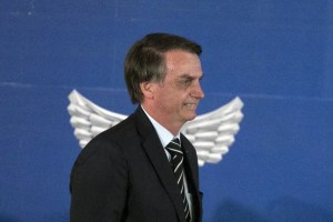 Bolsonaro recibe el alta médica tras 17 días hospitalizado por una operación