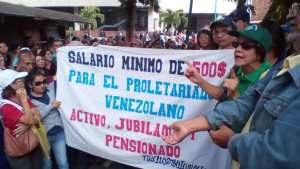 Educadores protestan en Lara exigiendo mejoras salariales #7Ene