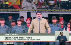 Maduro se cayó de la cama y se fue al Fuerte Tiuna para “dirigir” ejercicios militares (Video)