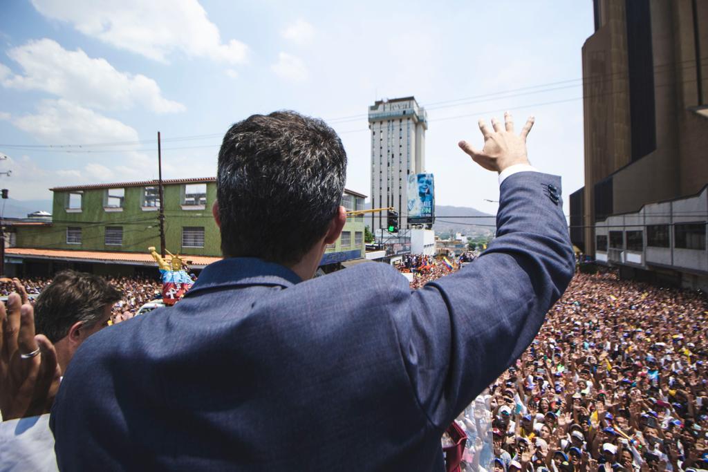 Guaidó invita a conformar los Comandos de Operación por la libertad de Venezuela