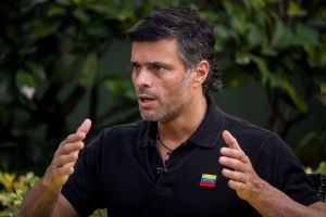 Leopoldo López a EFE: El entorno más íntimo de Maduro quiere que deje el poder