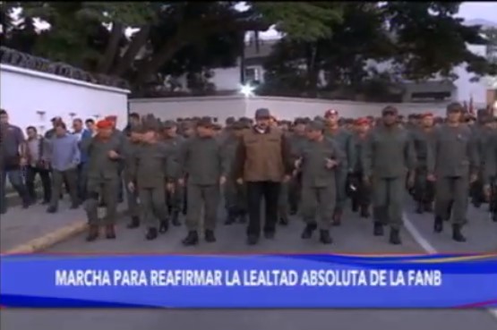 Maduro y Padrino López le dan la vuelta a la manzana en Fuerte Tiuna para saber “quién es quién” (Video)