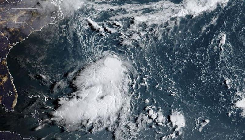 Dorian, de tormenta tropical pasó a ser un huracán categoría 1 (Video)
