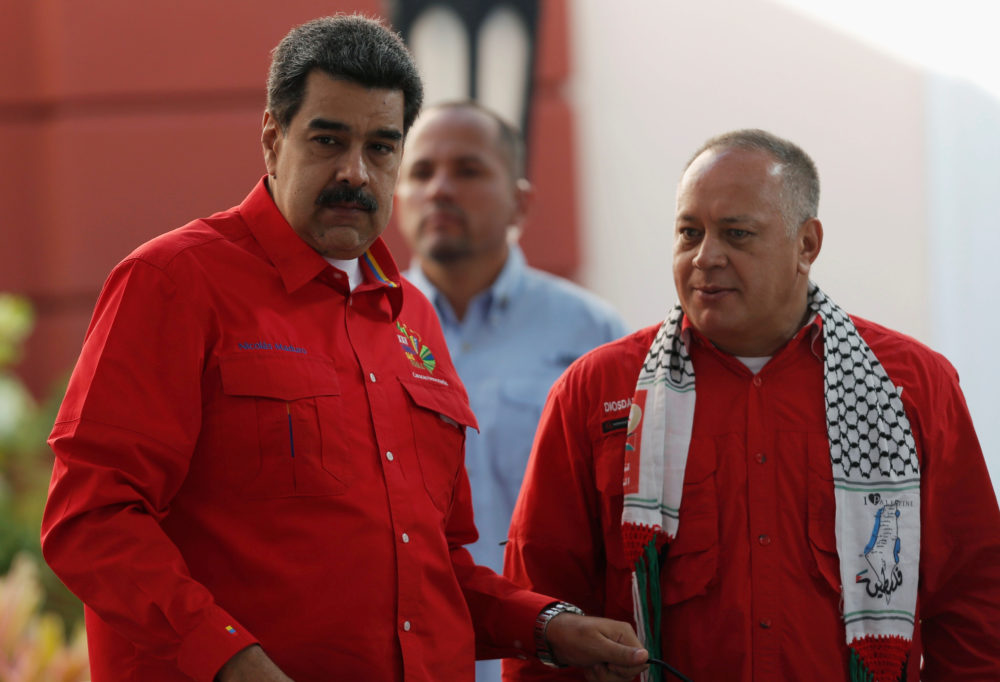 Mientras la crisis galopa en Venezuela, Maduro enviará 30 toneladas de ayuda humanitaria a Gaza