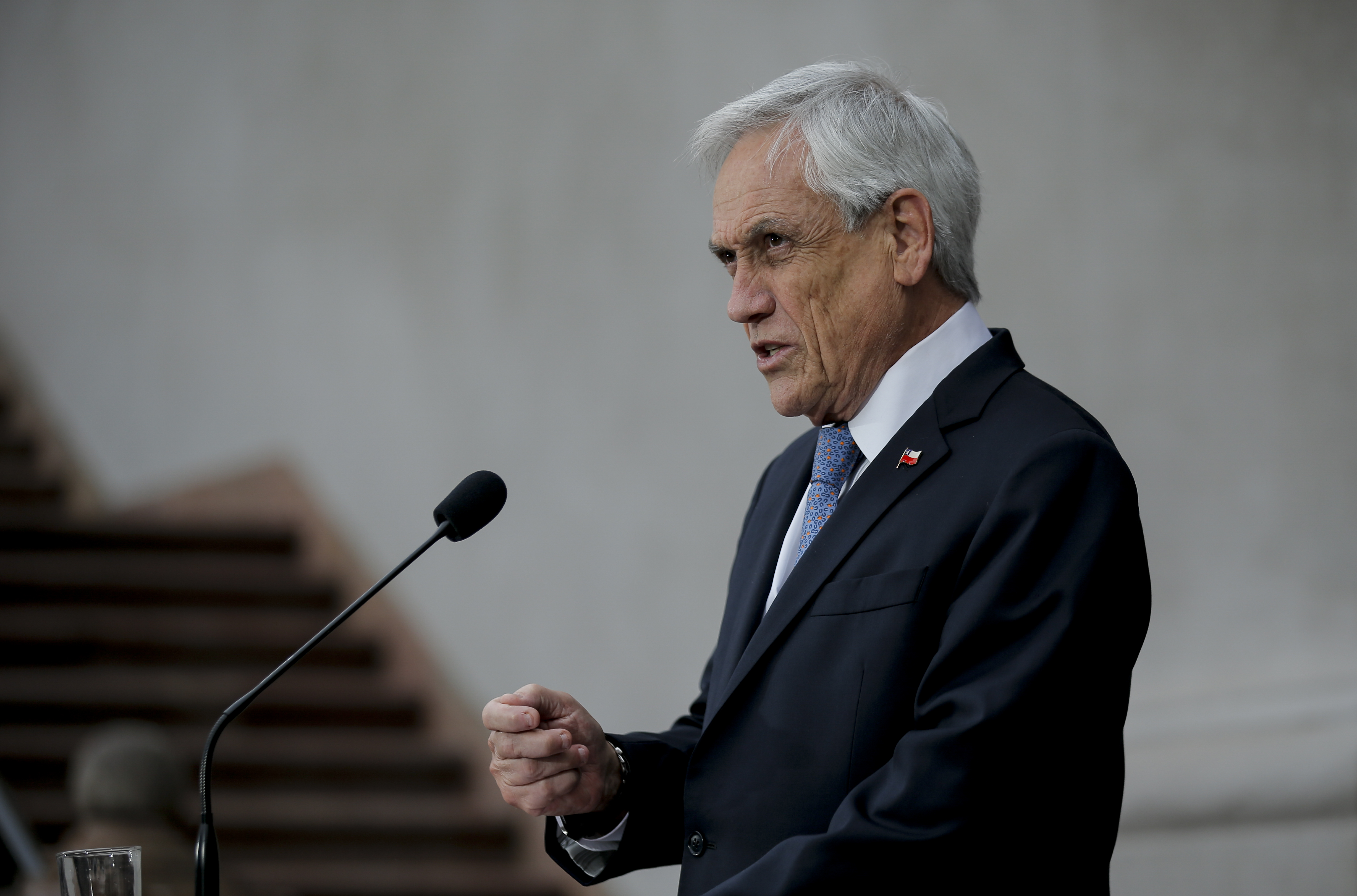 Sebastián Piñera decreta estado de emergencia por jornada vandálica en Santiago (Fotos)