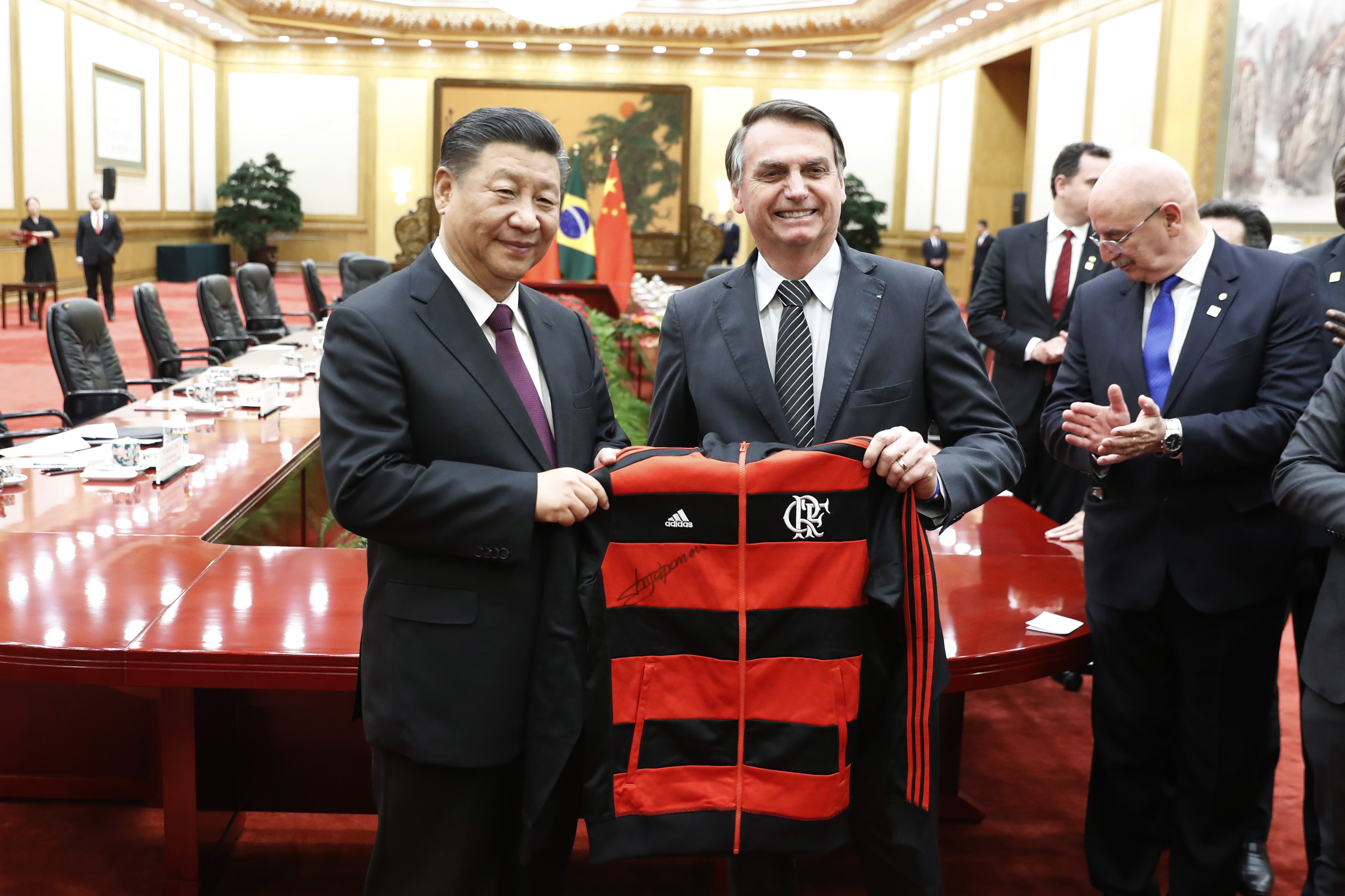 Bolsonaro y Xi Jinping quieren incrementar el comercio Brasil-China (Fotos)