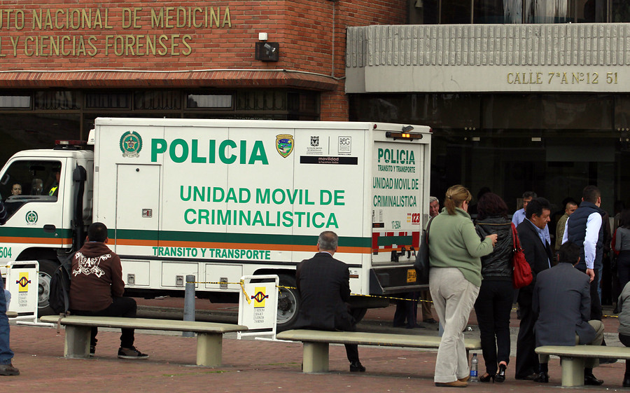 Hallaron a venezolana colgada dentro de su casa en Bogotá