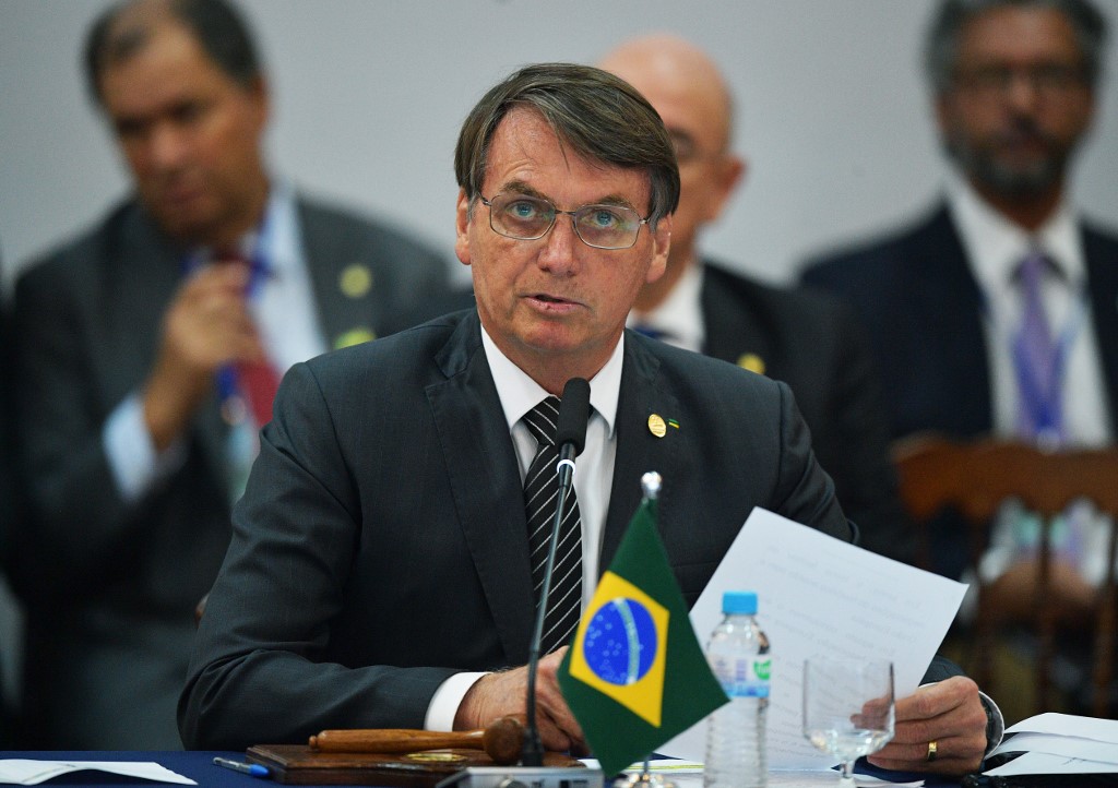 Gobierno de Brasil sube el salario mínimo a 253 dólares