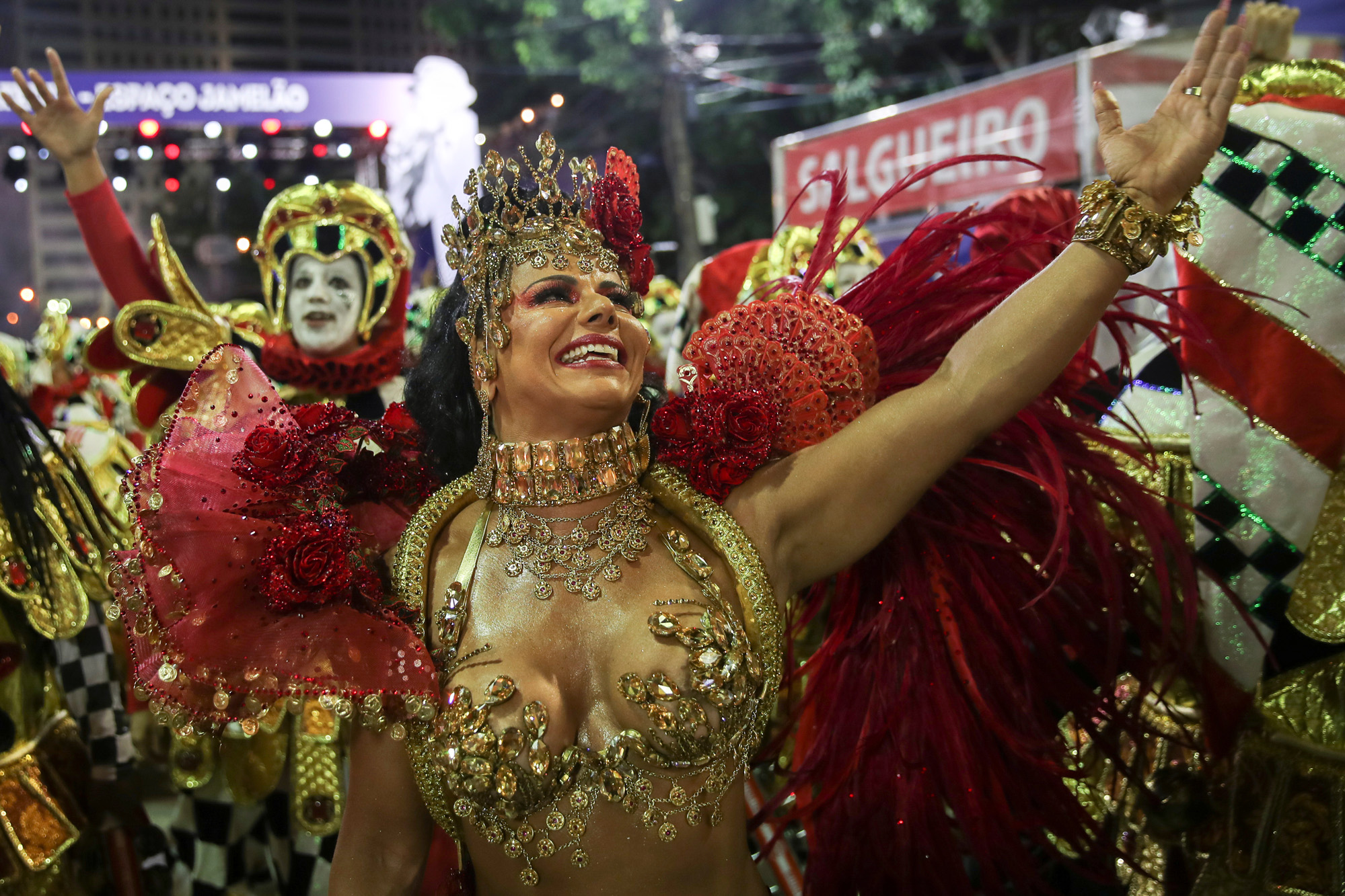 Carnaval de Río de Janeiro será en julio de 2021, con esperanzas en una vacuna