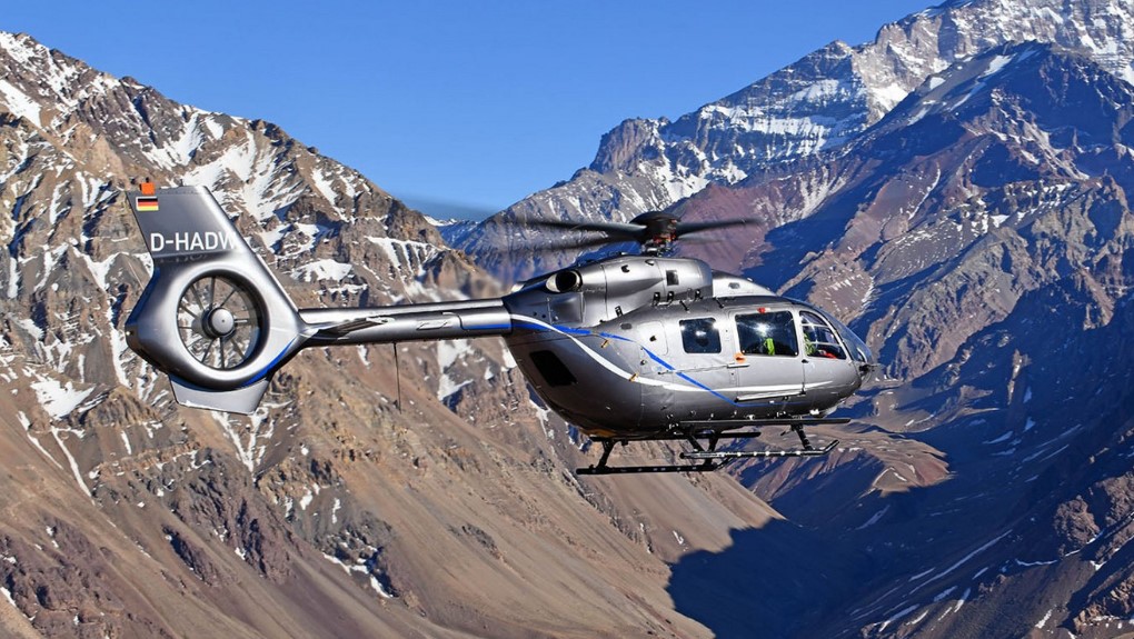 Helicóptero Airbus H145 rompió récord de altura y está listo para rescatar alpinistas (VIDEO)