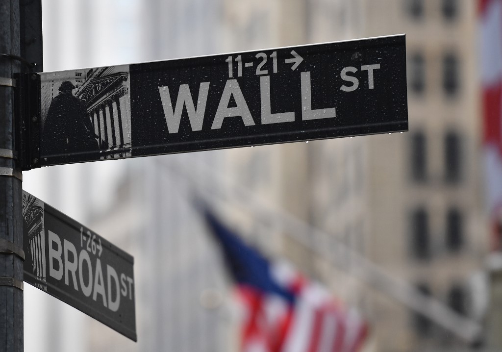 Wall Street cierra con ganancias una jornada reducida y de pocos movimientos