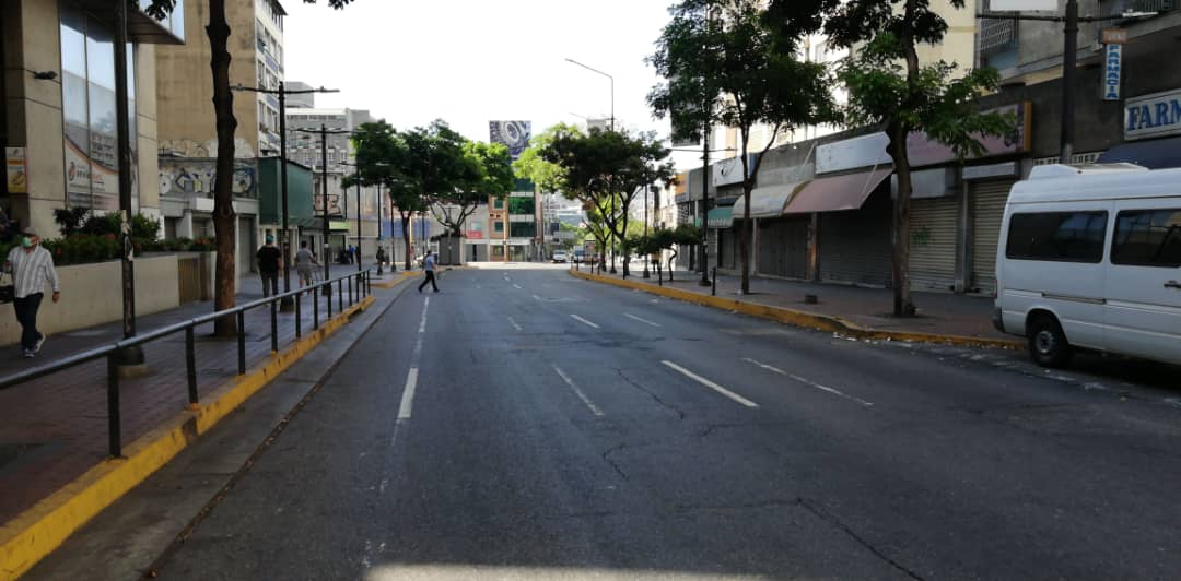 Calles de Caracas amanecen vacías debido a cuarentena por coronavirus