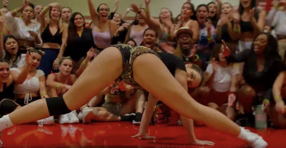 Utilizan una escuela pública de Miami Beach para filmar un video de alto contenido sexual