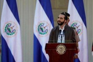 Bukele alcanza contundente respaldo en elecciones legislativas de El Salvador