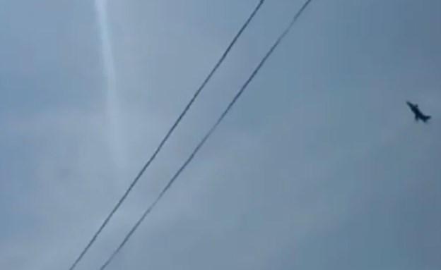 Sobrevuelo de aviones de guerra en Falcón pone en alerta a sus habitantes (Video)