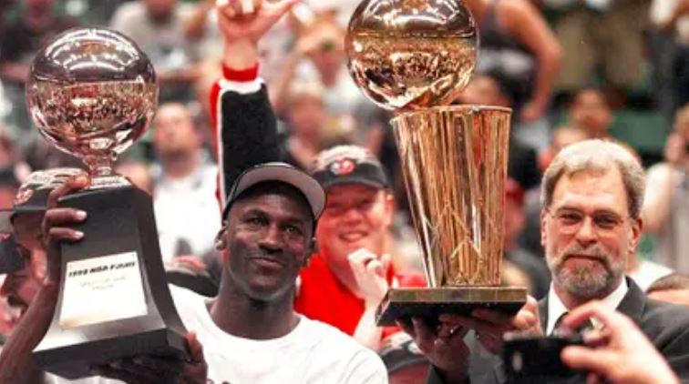 El día que Michael Jordan recibió una comida envenenada en las finales de NBA de 1997
